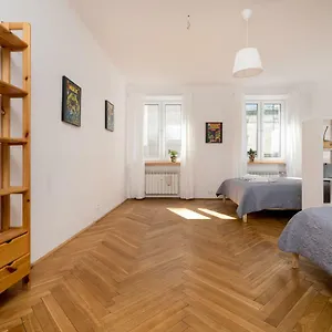Royal Route For 10 People Warsaw